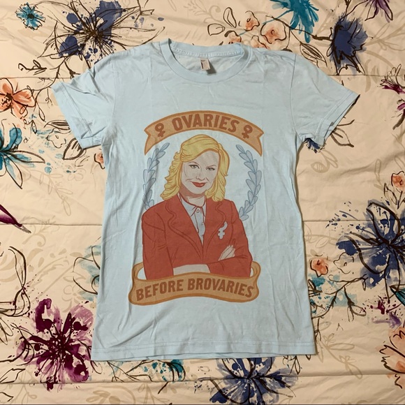 💛 Leslie Knope Ovaries Before Broveries T-Shirt - Picture 1 of 8